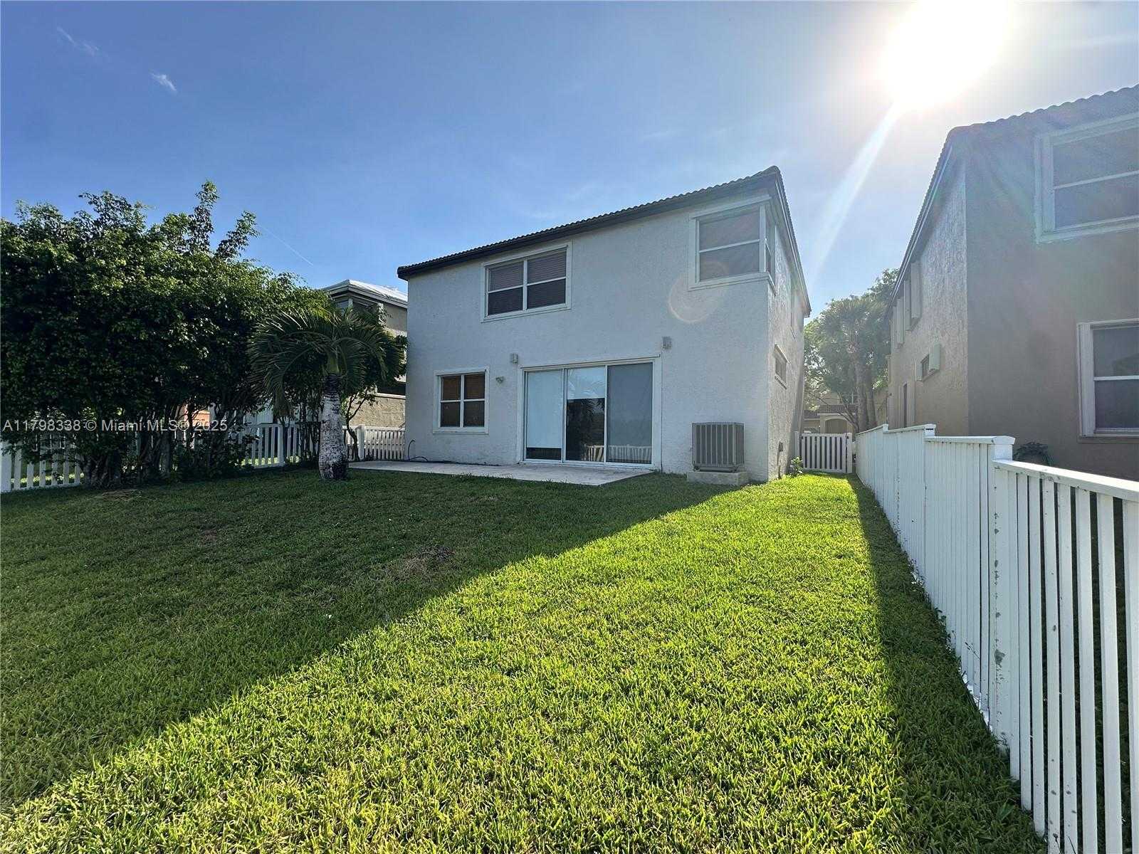 Small Image of 5035 SOUTH WEST 155TH AVE, Miramar Number 30