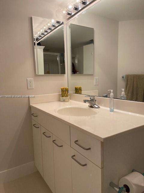Small Image of 21055 YACHT CLUB DR #3206, Aventura Number 27