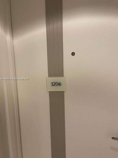 Small Image of 21055 YACHT CLUB DR #3206, Aventura Number 36