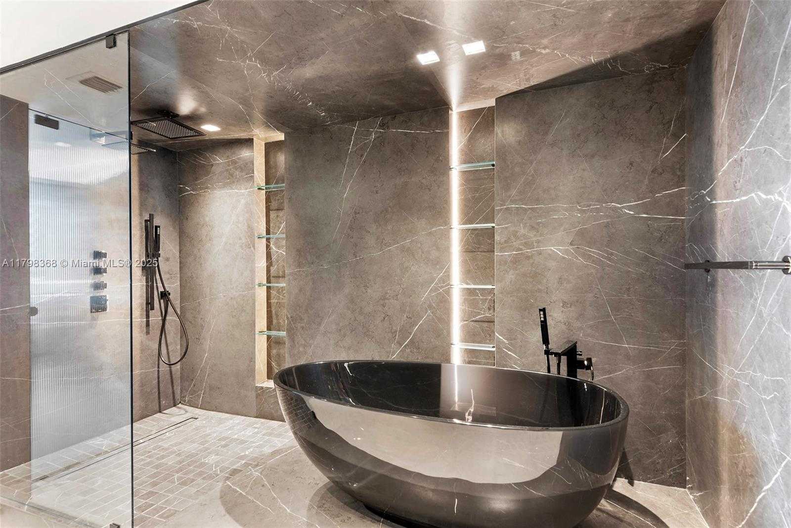 Small Image of 400 SUNNY ISLES BLVD #PH-03, Sunny Isles Beach Number 22