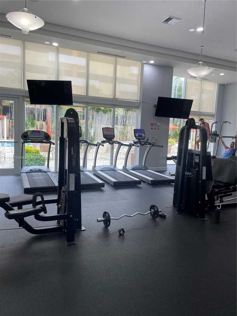 Small Image of 18800 NORTH EAST 29TH AVE #1001, Aventura Number 19