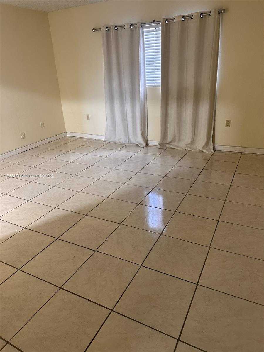 Small Image of 30 NORTH WEST 87TH AVE #C225, Miami Number 3