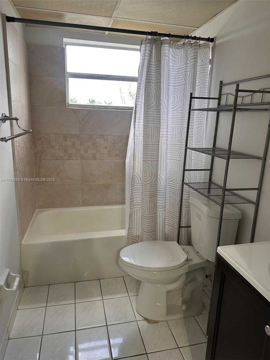 Small Image of 30 NORTH WEST 87TH AVE #C225, Miami Number 8