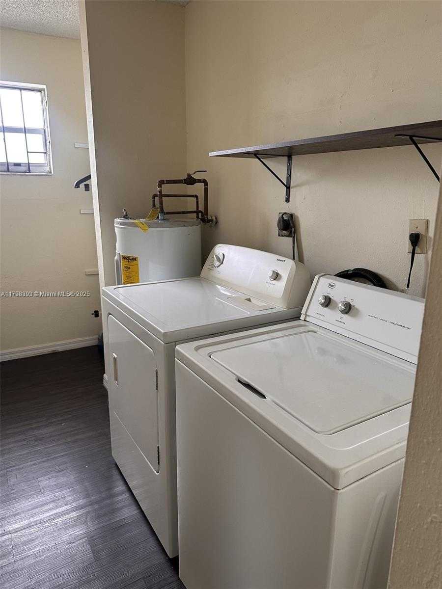 Small Image of 30 NORTH WEST 87TH AVE #C225, Miami Number 9