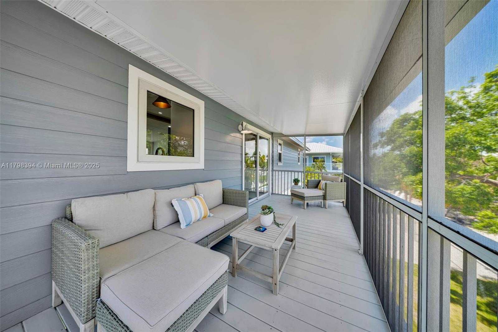Small Image of 129 NAUTILUS DR, Islamorada Number 38