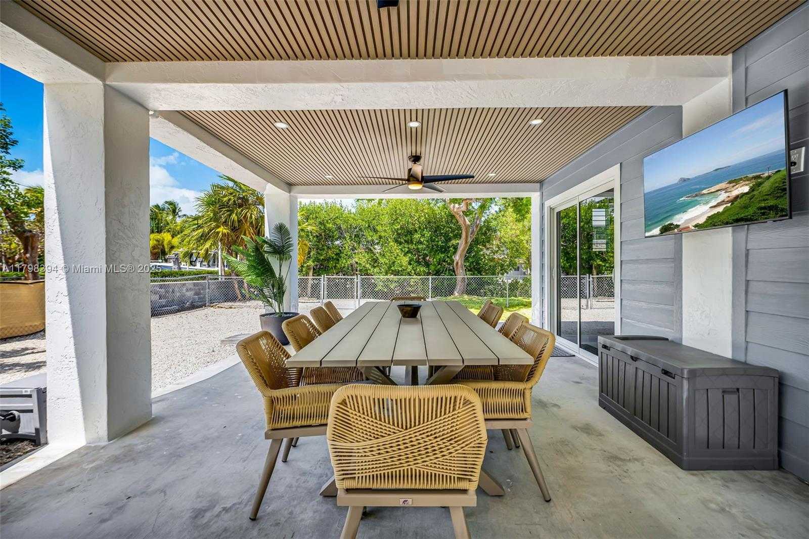 Small Image of 129 NAUTILUS DR, Islamorada Number 46