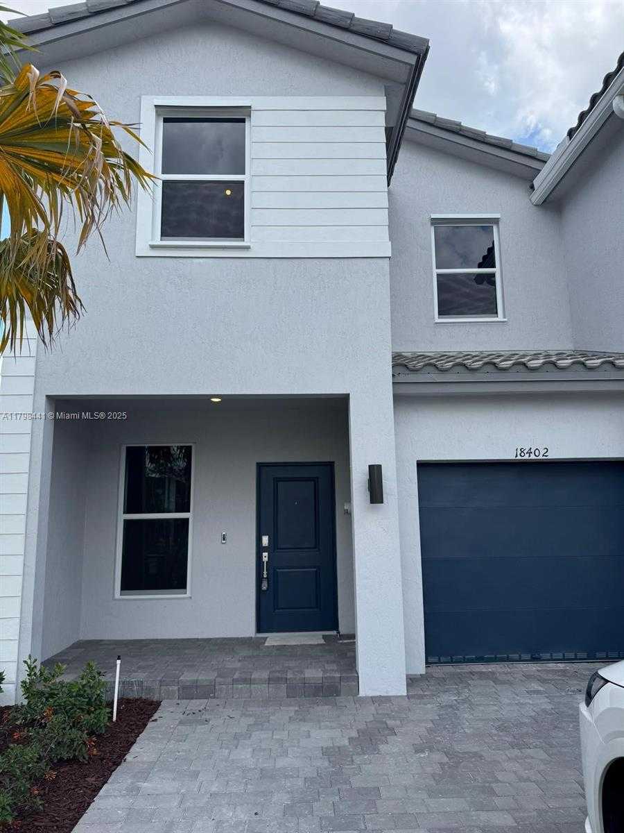 Small Image of 18402 SOUTH WEST 2ND ST, Pembroke Pines Number 2