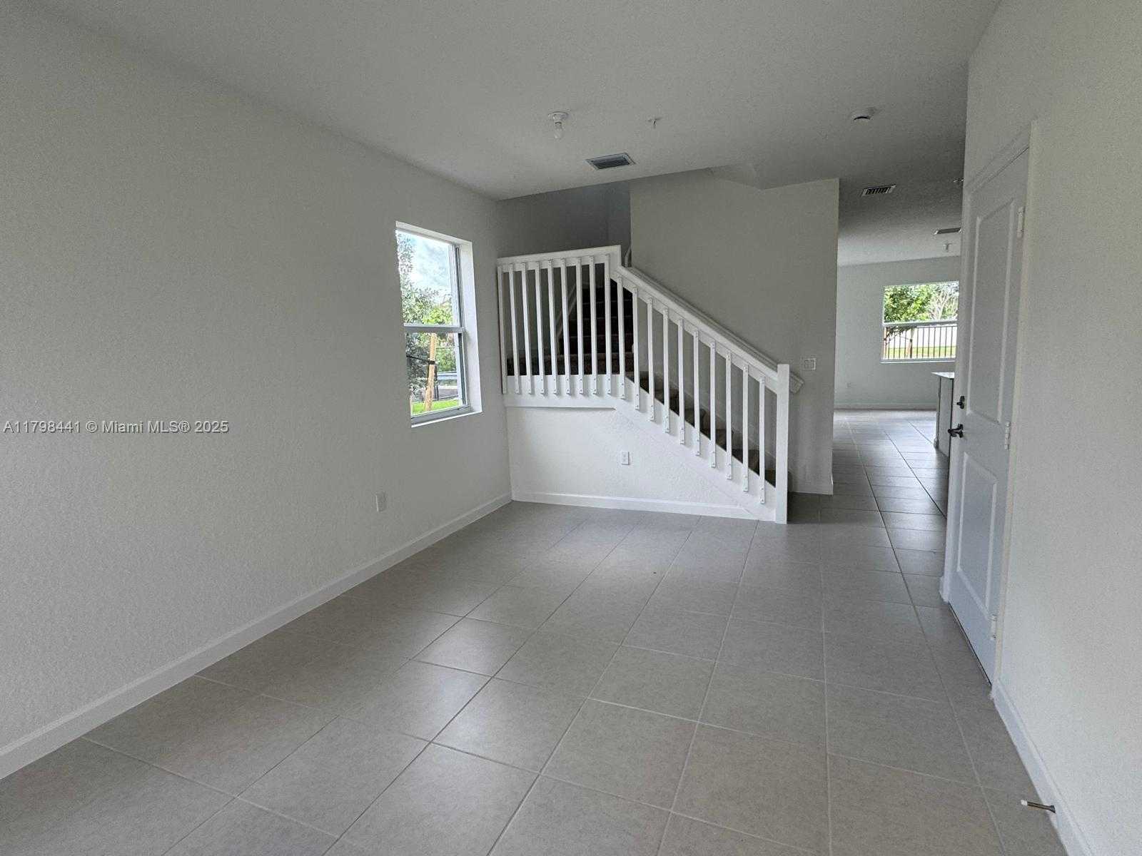 Small Image of 18402 SOUTH WEST 2ND ST, Pembroke Pines Number 8