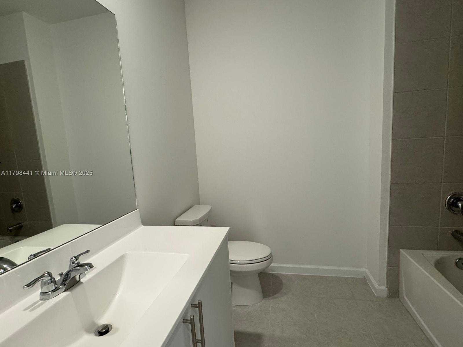 Small Image of 18402 SOUTH WEST 2ND ST, Pembroke Pines Number 9