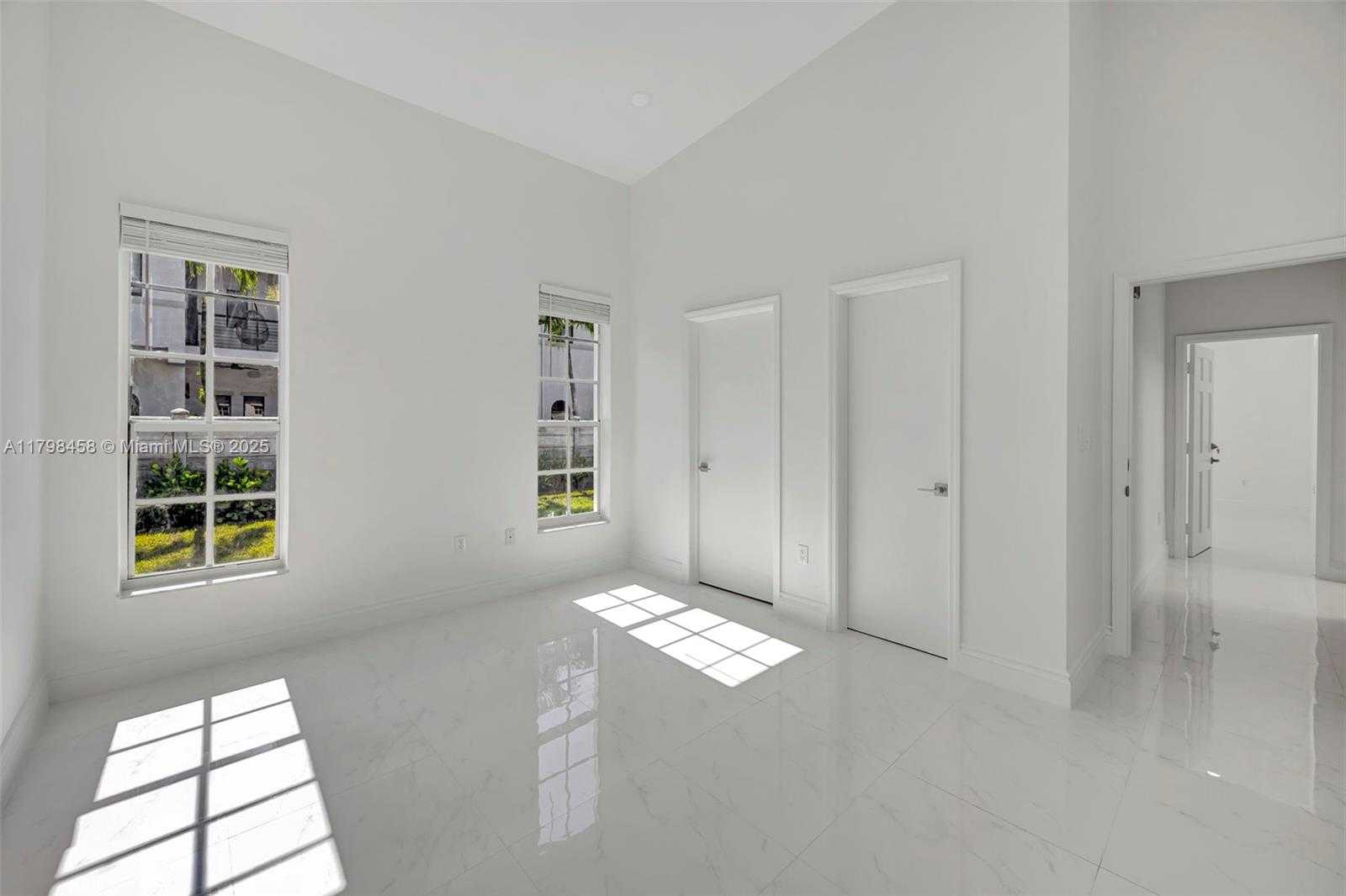 Small Image of 6841 SOUTH WEST 71ST AVE, Miami Number 16