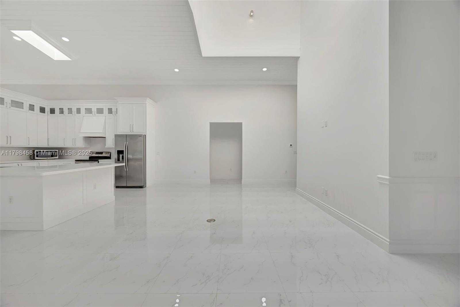 Small Image of 6841 SOUTH WEST 71ST AVE, Miami Number 18