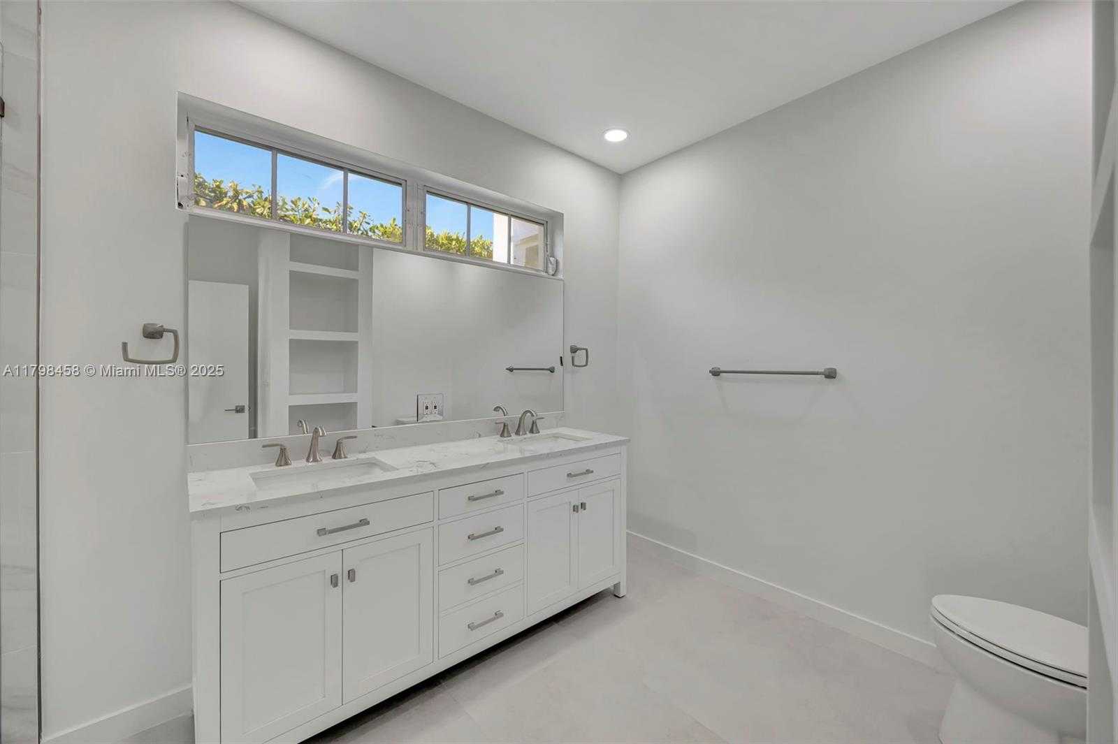 Small Image of 6841 SOUTH WEST 71ST AVE, Miami Number 20