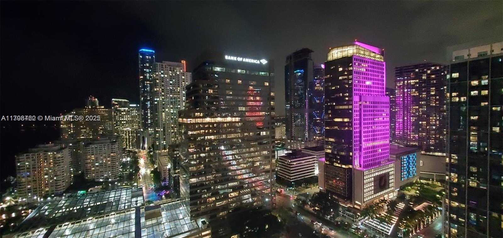 Small Image of 495 BRICKELL AVE #3009, Miami Number 2