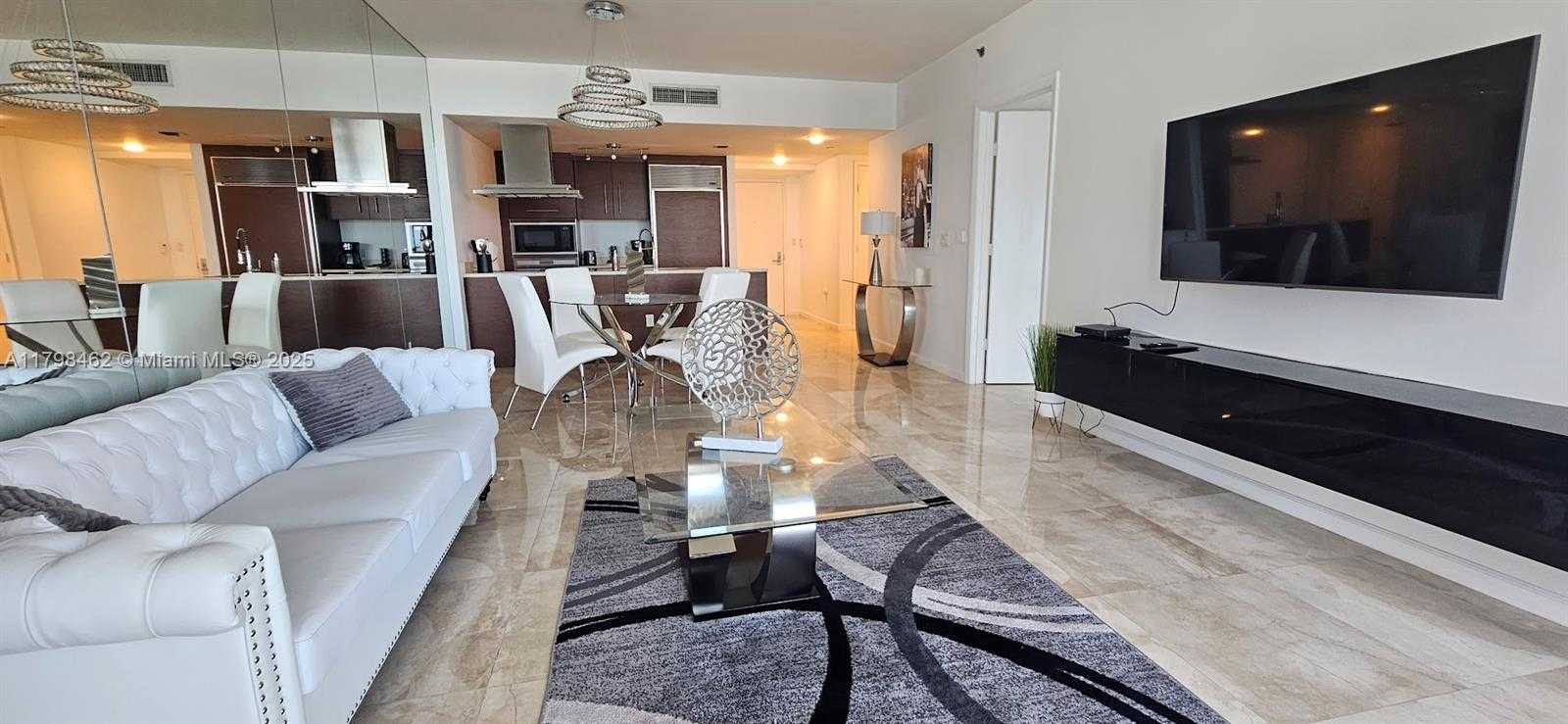 Small Image of 495 BRICKELL AVE #3009, Miami Number 6