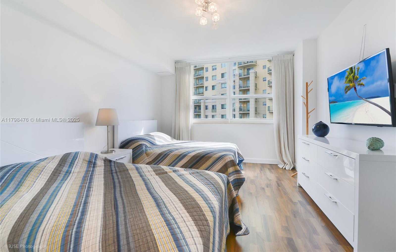 Small Image of 19501 WEST COUNTRY CLUB DR #504, Aventura Number 11