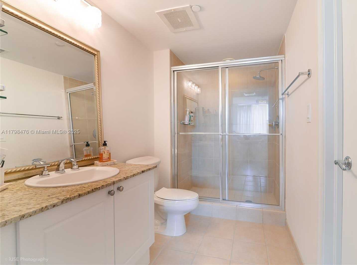 Small Image of 19501 WEST COUNTRY CLUB DR #504, Aventura Number 12
