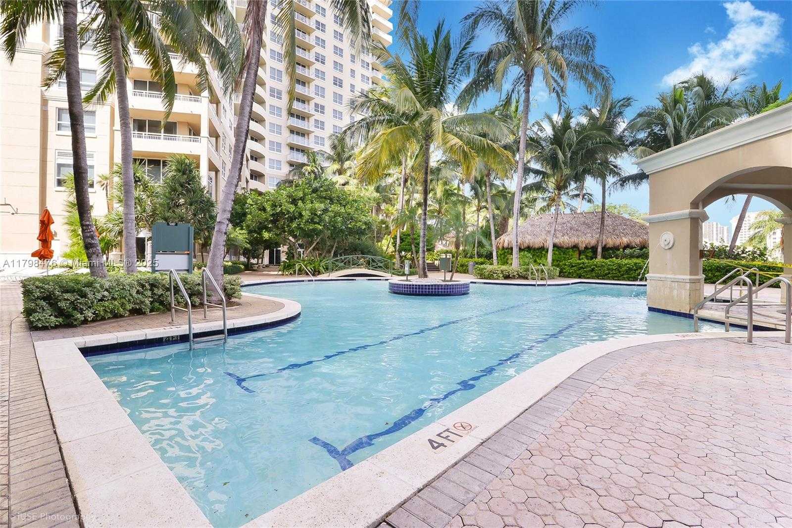 Small Image of 19501 WEST COUNTRY CLUB DR #504, Aventura Number 15
