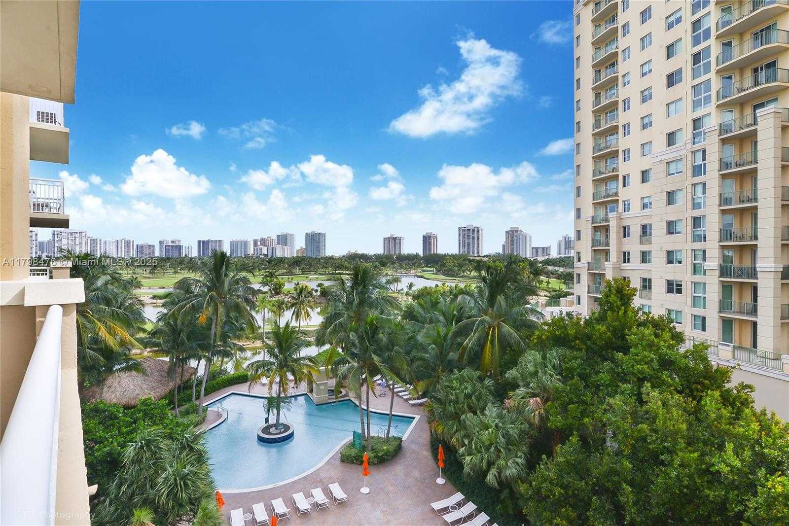 Small Image of 19501 WEST COUNTRY CLUB DR #504, Aventura Number 2