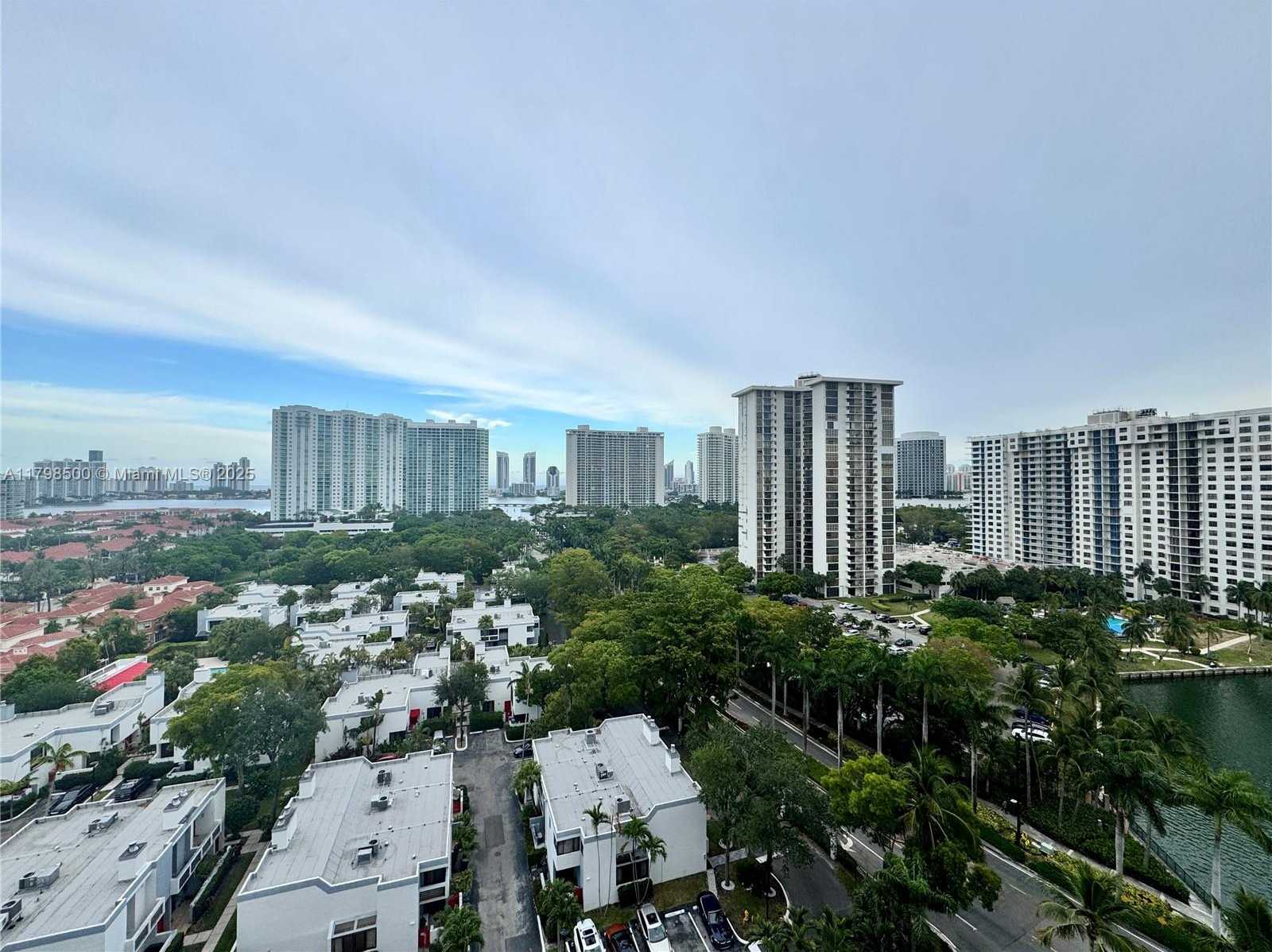 Small Image of 2851 NORTH EAST 183RD ST #1509E, Aventura Number 2