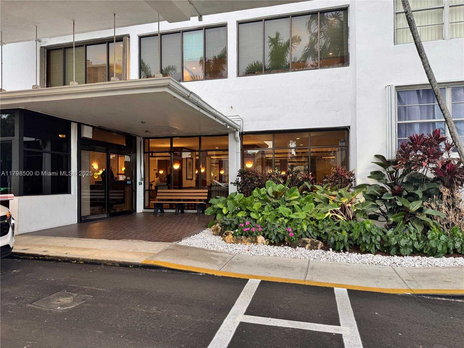 Small Image of 2851 NORTH EAST 183RD ST #1509E, Aventura Number 29