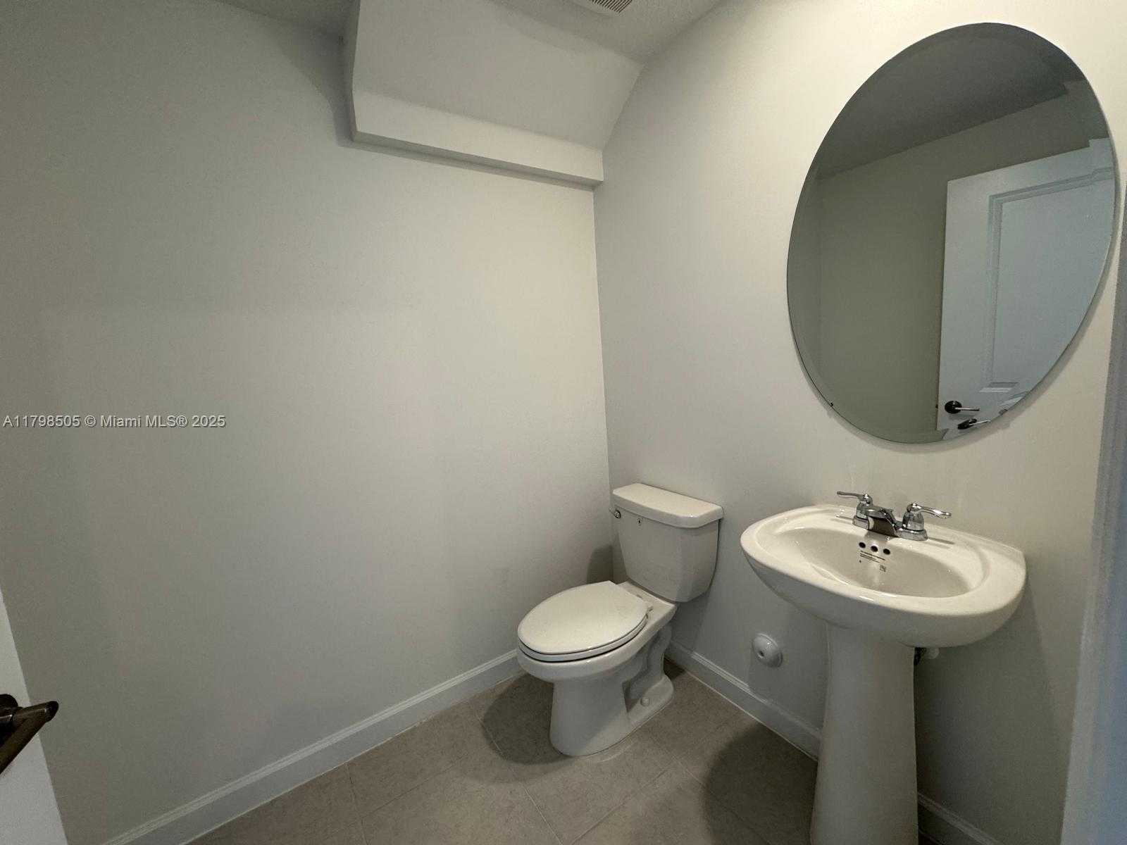 Small Image of 18406 SOUTH WEST 2ND ST, Pembroke Pines Number 11