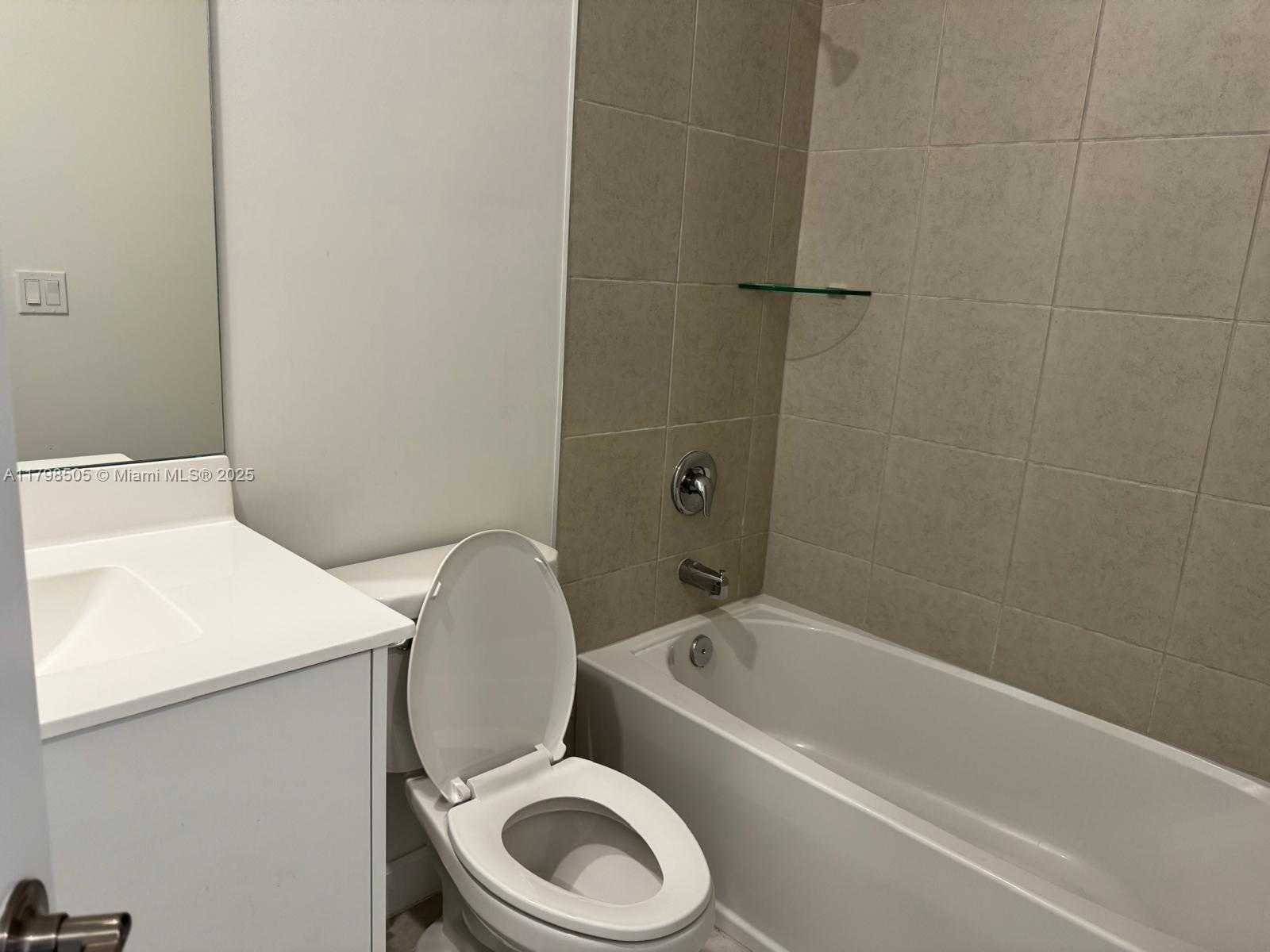 Small Image of 18406 SOUTH WEST 2ND ST, Pembroke Pines Number 12
