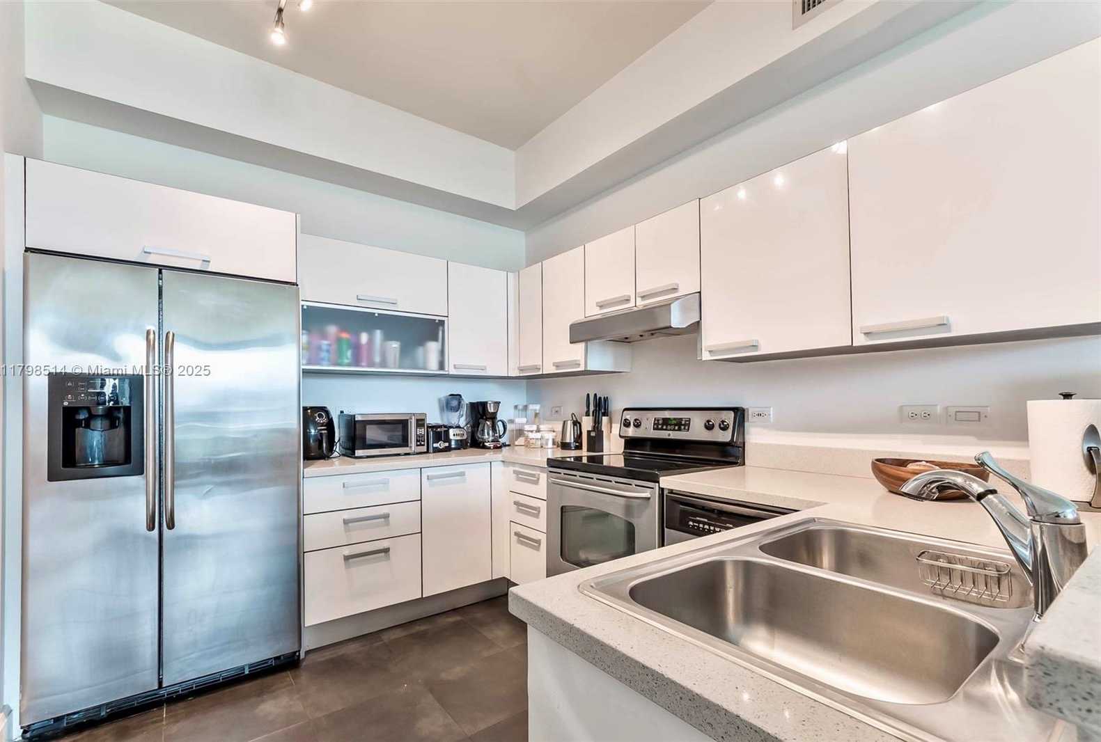 Small Image of 2525 SOUTH WEST 3 AVE #1407, Miami Number 7