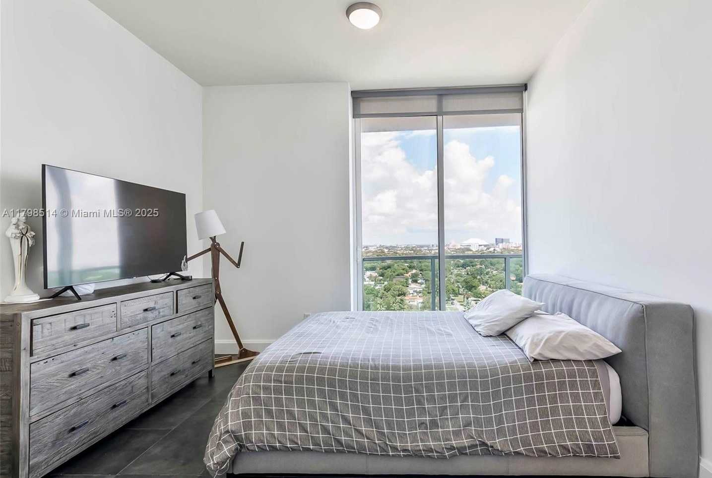 Small Image of 2525 SOUTH WEST 3 AVE #1407, Miami Number 8