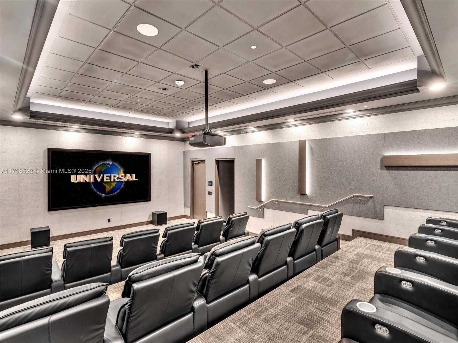 Small Image of 2000 ISLAND BLVD #1203, Aventura Number 31