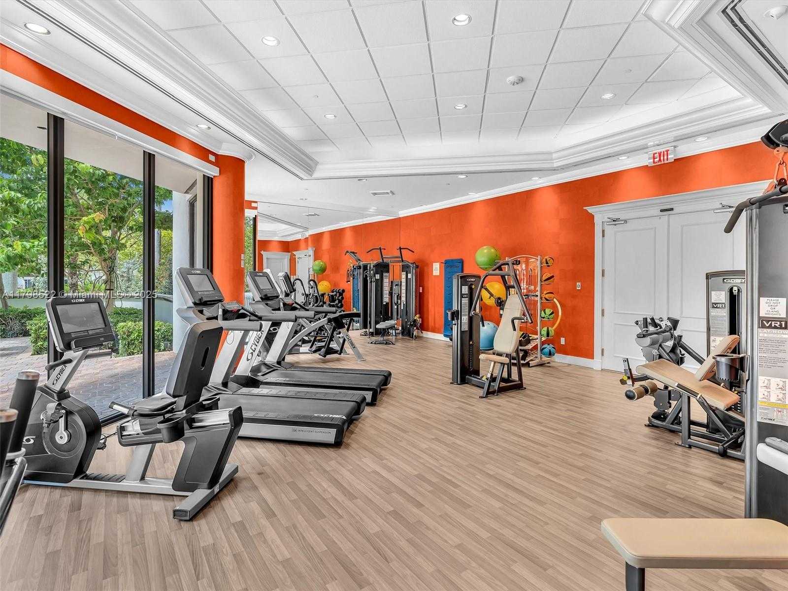 Small Image of 2000 ISLAND BLVD #1203, Aventura Number 32