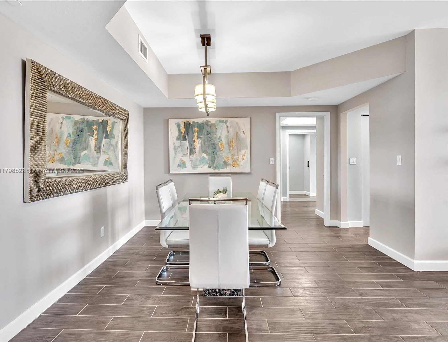 Small Image of 2000 ISLAND BLVD #1203, Aventura Number 7