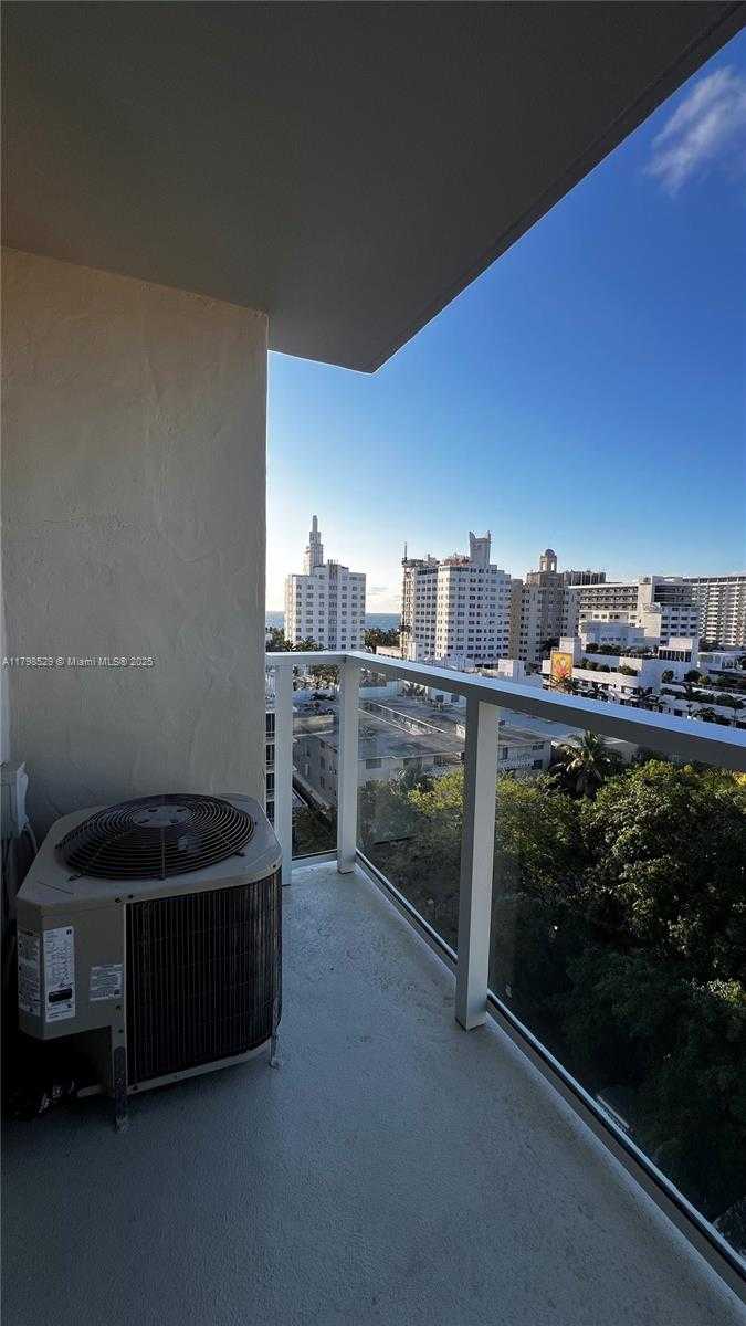Small Image of 1750 JAMES AVE #10C, Miami Beach Number 5