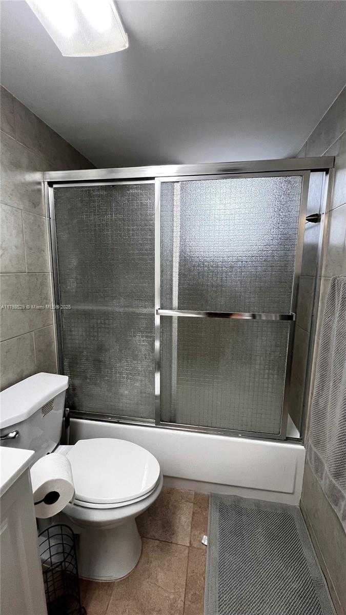 Small Image of 1750 JAMES AVE #10C, Miami Beach Number 9