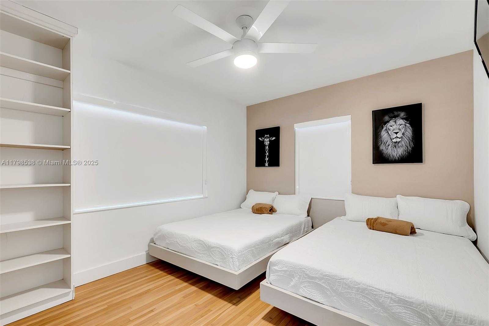Small Image of 301 SOUTH WEST 30TH CT, Miami Number 9