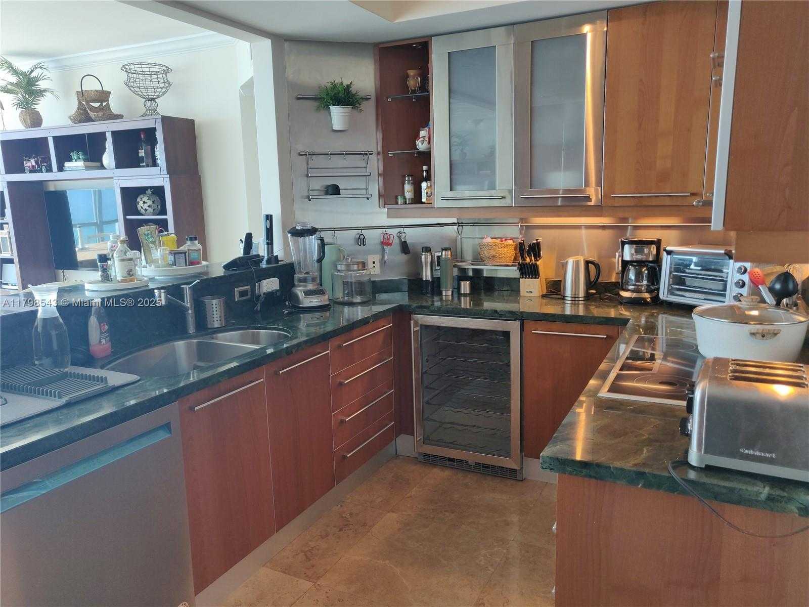 Small Image of 3101 SOUTH OCEAN DR #2206, Hollywood Number 13