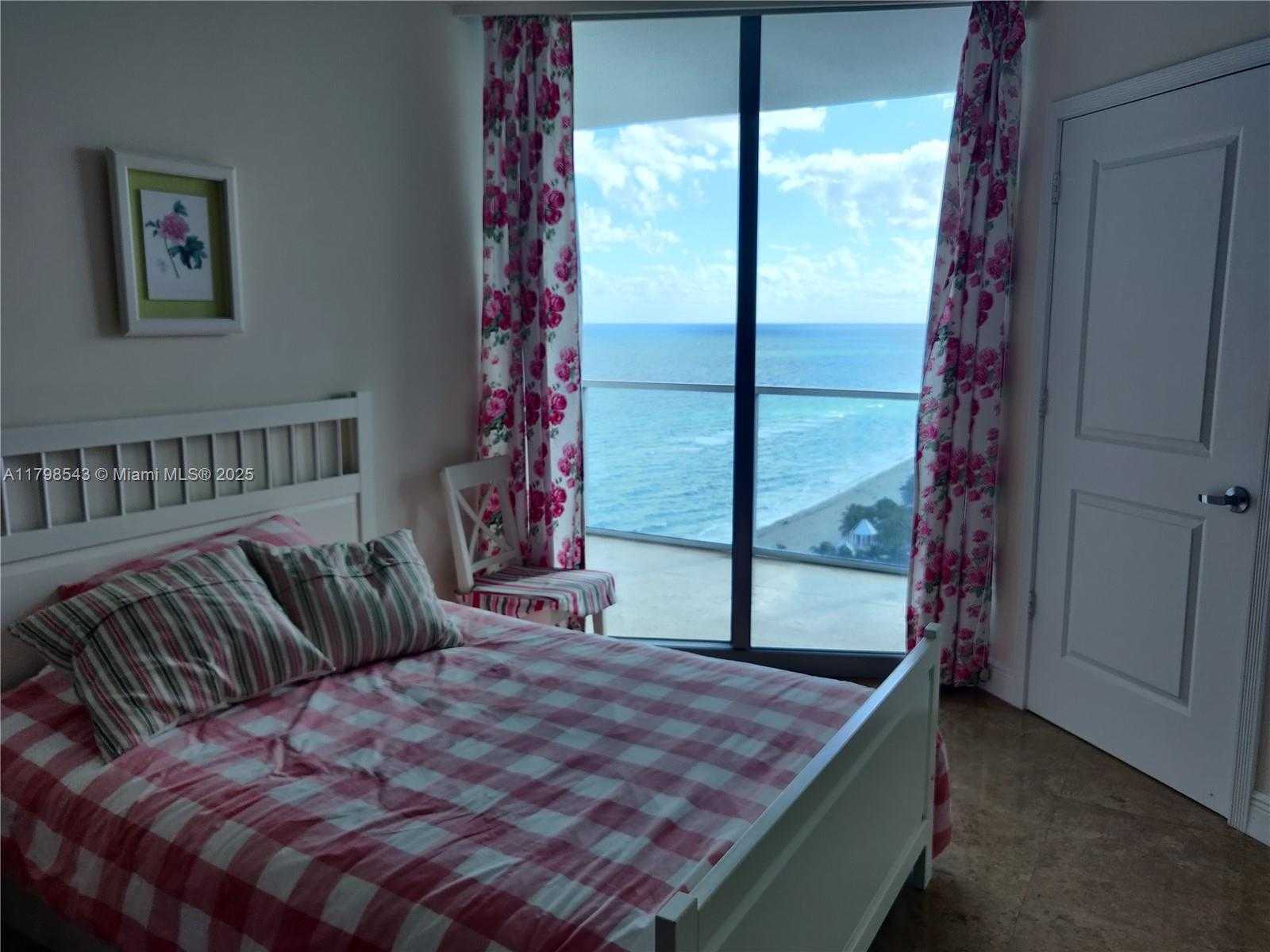 Small Image of 3101 SOUTH OCEAN DR #2206, Hollywood Number 17