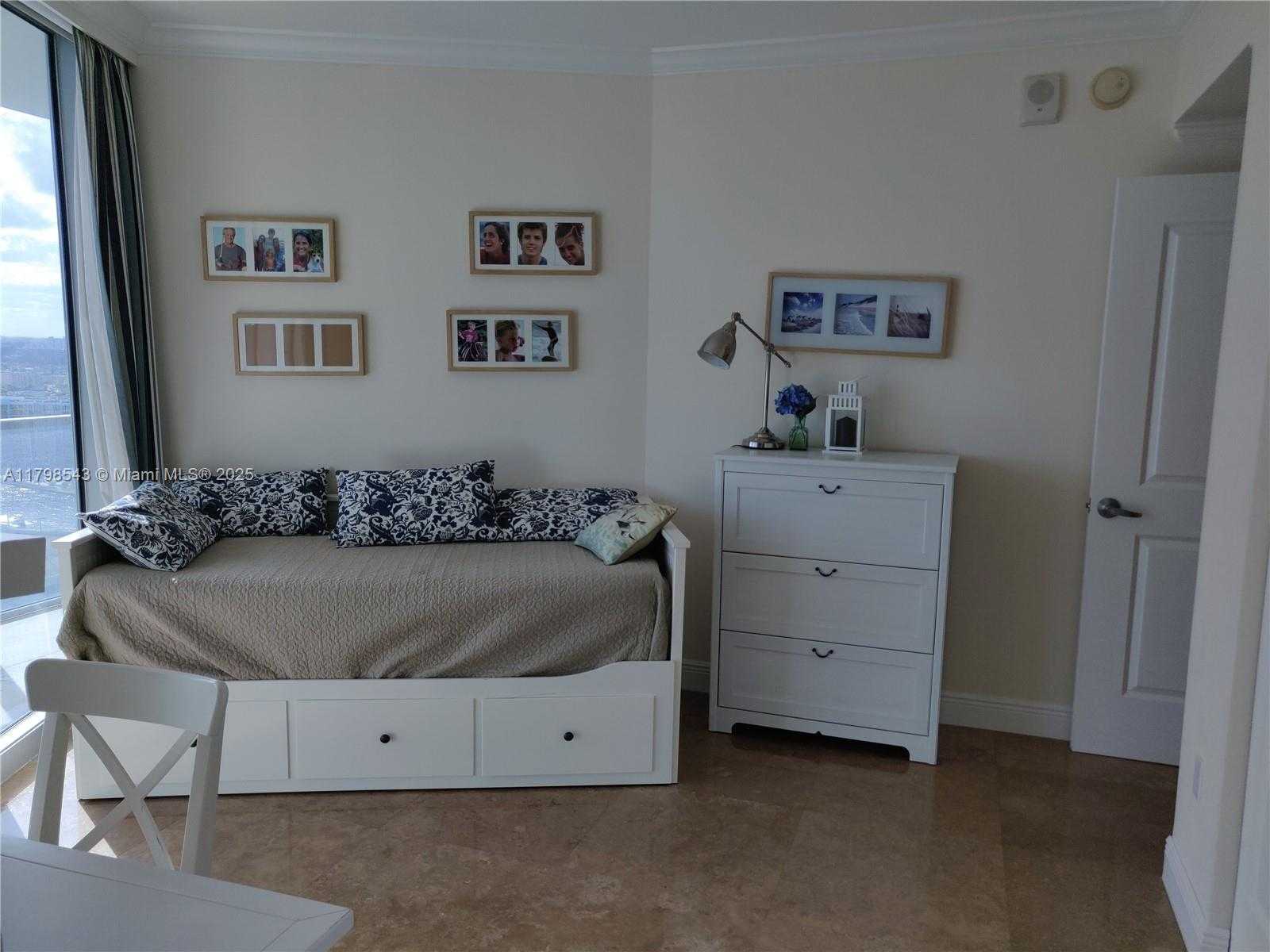 Small Image of 3101 SOUTH OCEAN DR #2206, Hollywood Number 20