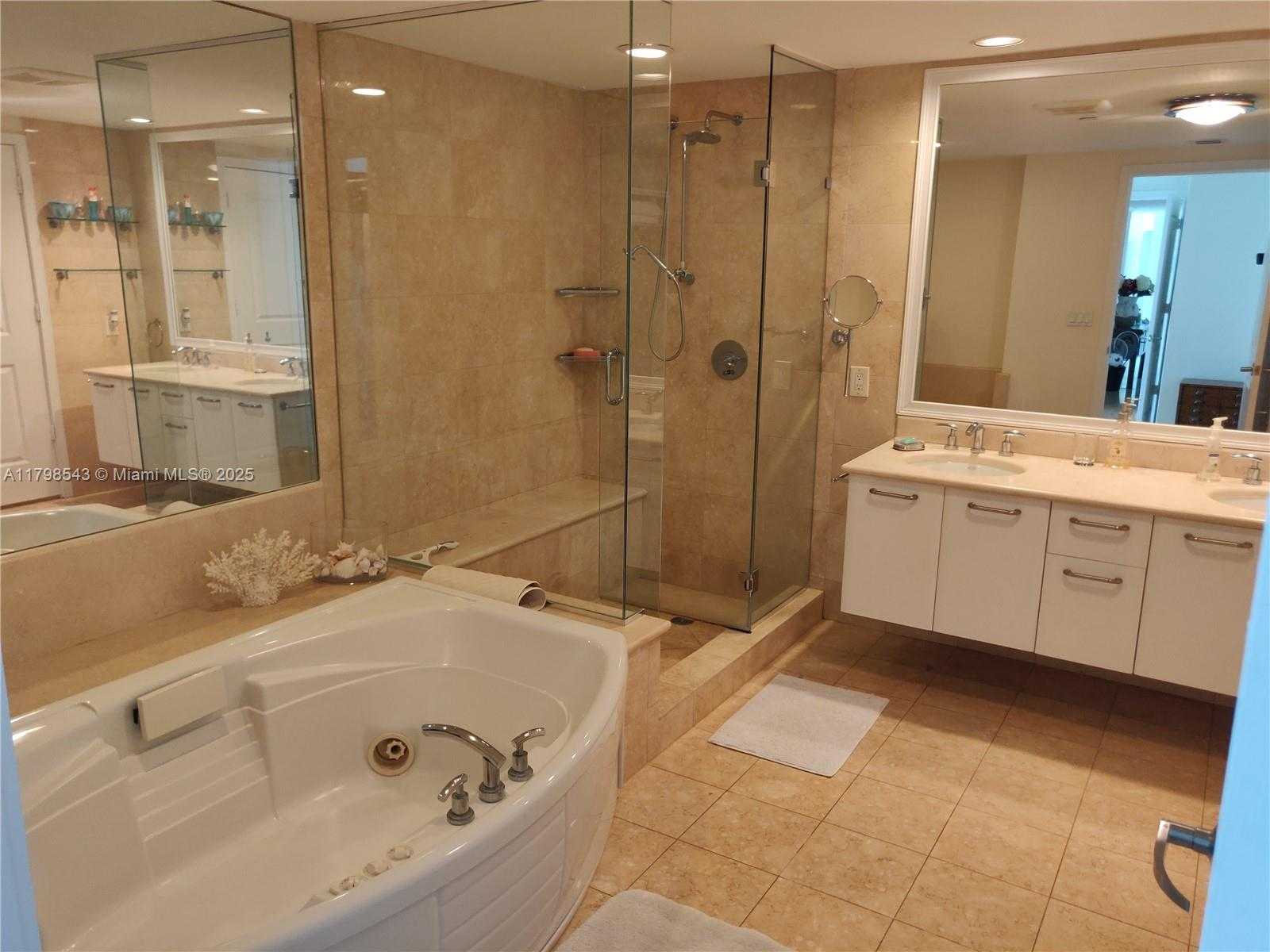 Small Image of 3101 SOUTH OCEAN DR #2206, Hollywood Number 25