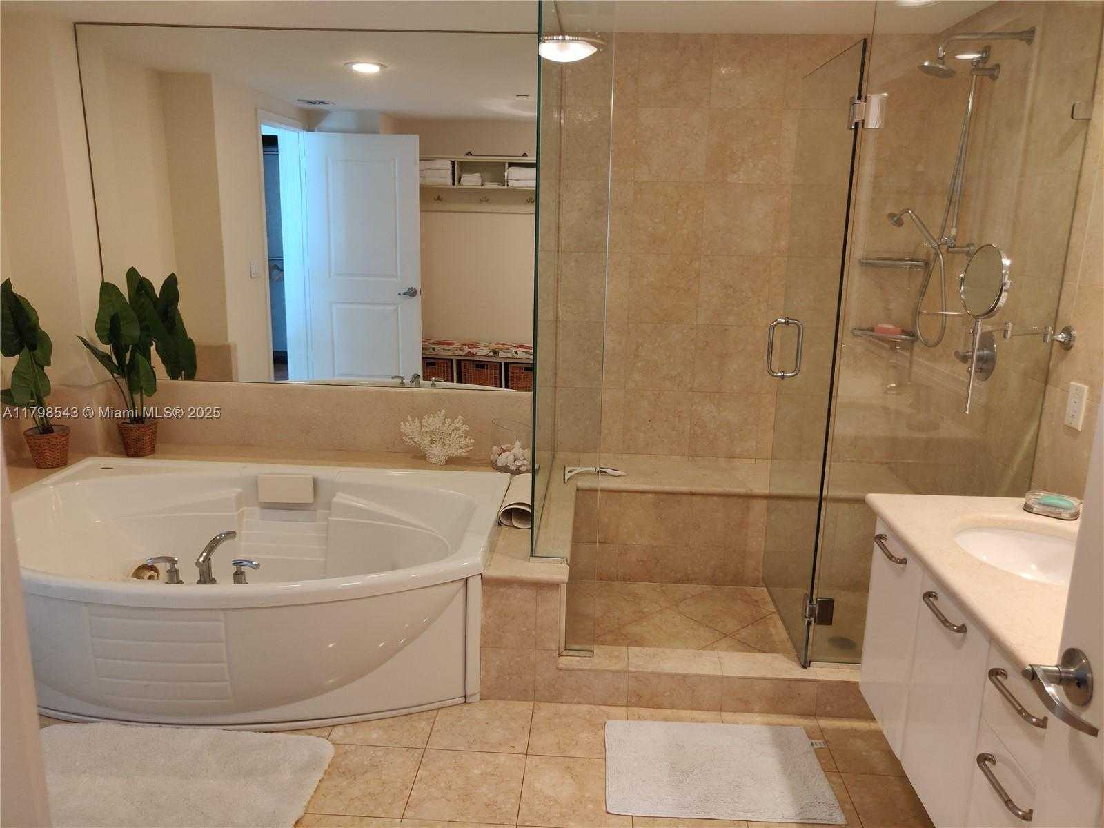 Small Image of 3101 SOUTH OCEAN DR #2206, Hollywood Number 26