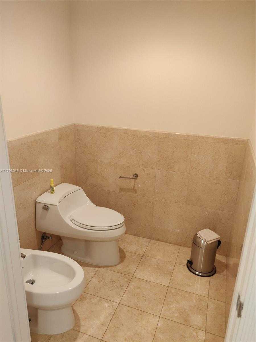 Small Image of 3101 SOUTH OCEAN DR #2206, Hollywood Number 27