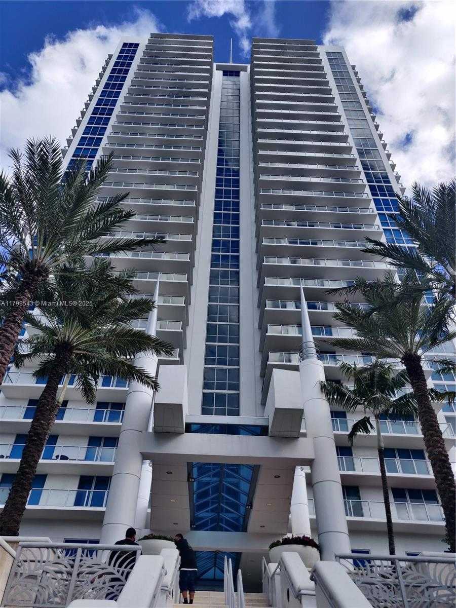 Small Image of 3101 SOUTH OCEAN DR #2206, Hollywood Number 3