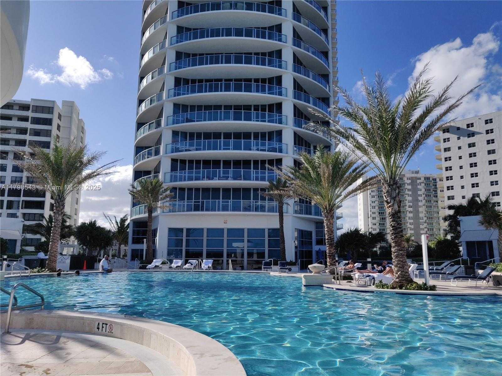Small Image of 3101 SOUTH OCEAN DR #2206, Hollywood Number 38