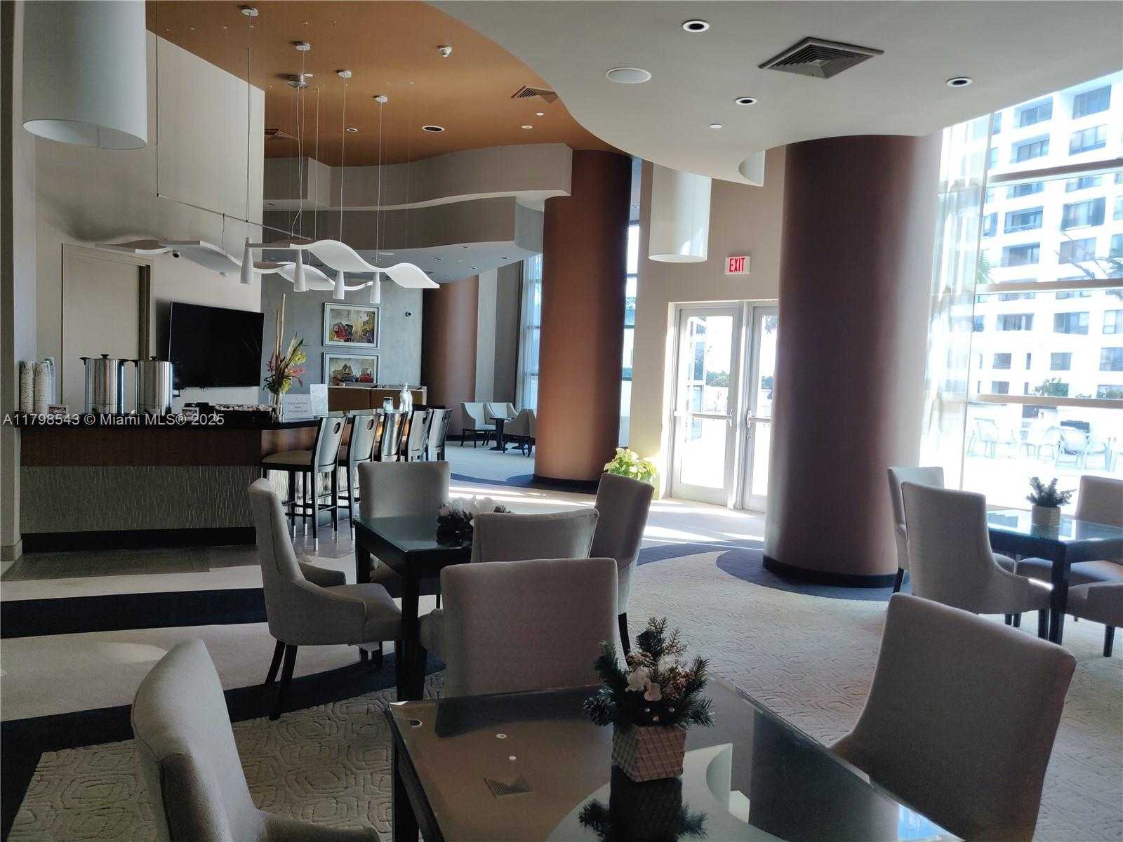 Small Image of 3101 SOUTH OCEAN DR #2206, Hollywood Number 43