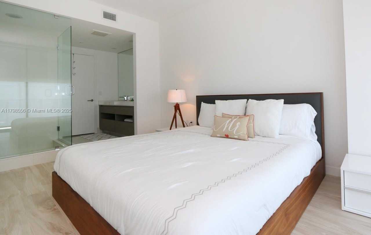 Small Image of 460 NORTH EAST 28TH ST #3007, Miami Number 14