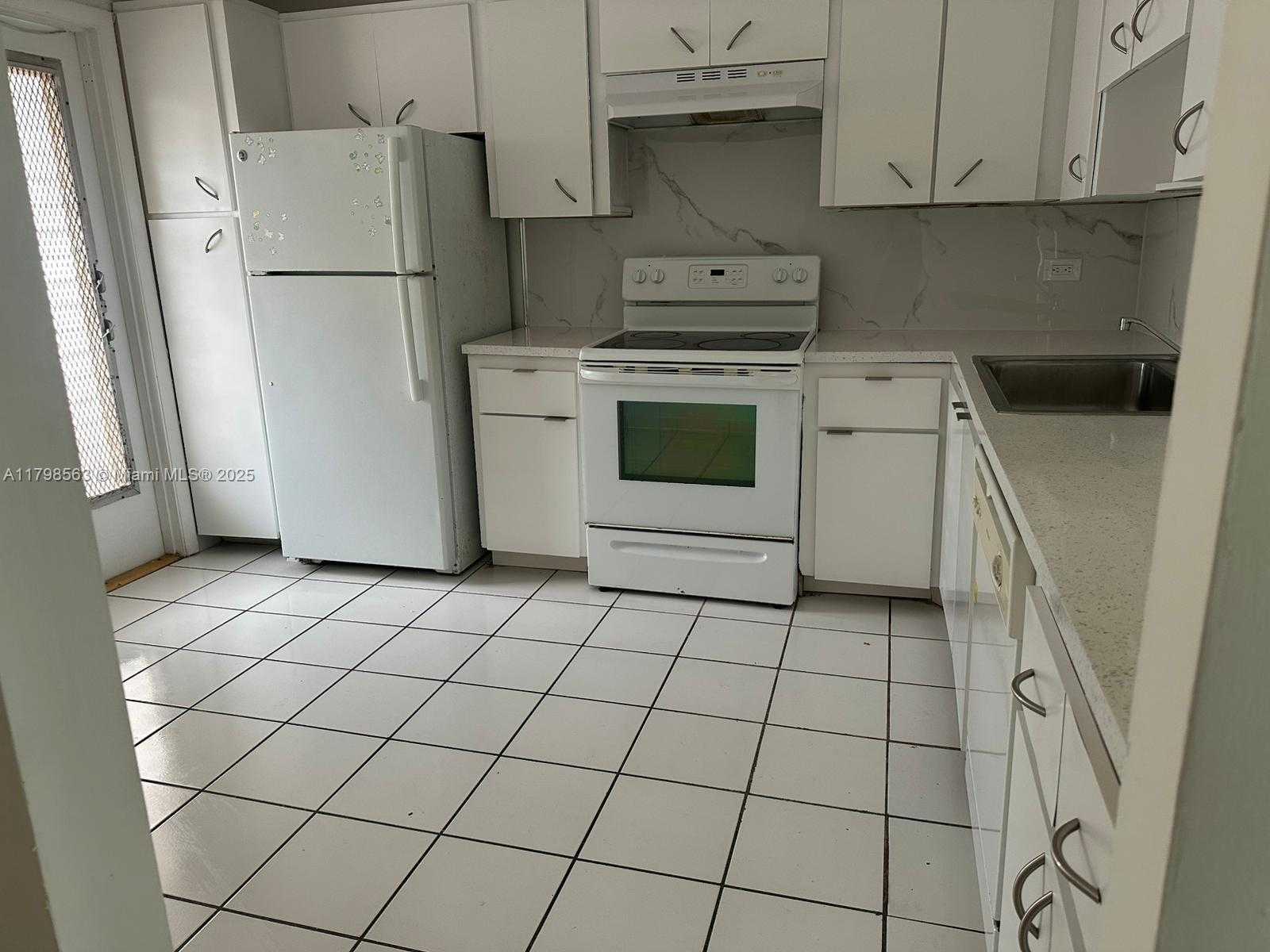 Small Image of 447 195 TH ST #220, North Miami Number 3