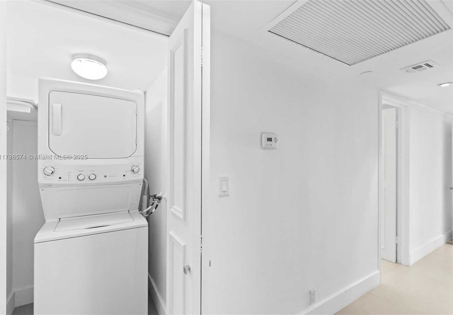 Small Image of 1541 BRICKELL AVE #C1607, Miami Number 24