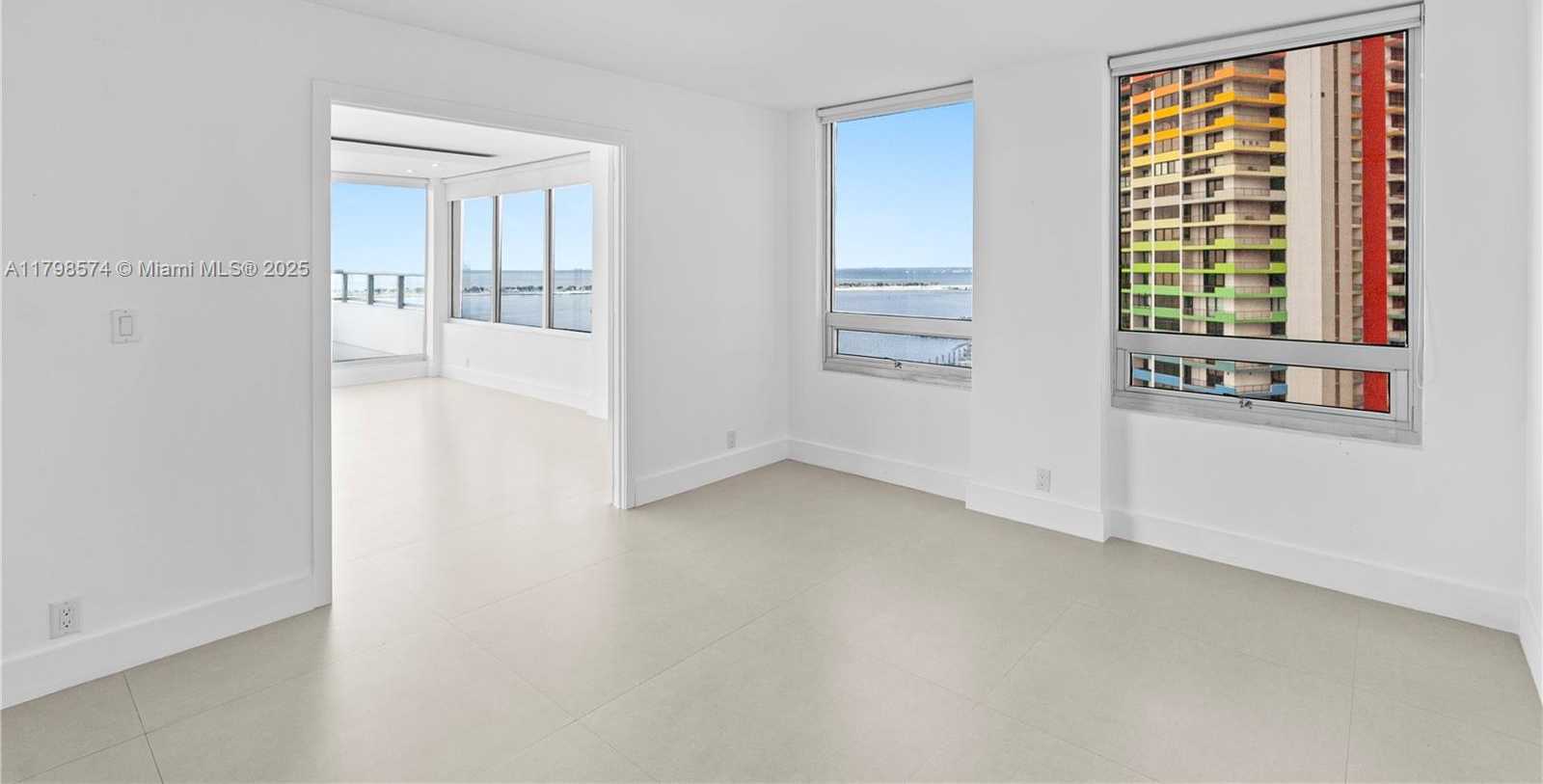 Small Image of 1541 BRICKELL AVE #C1607, Miami Number 38