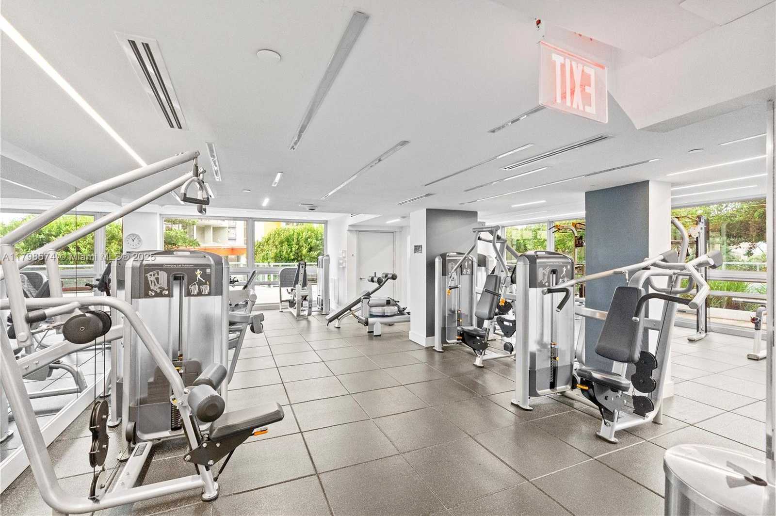 Small Image of 1541 BRICKELL AVE #C1607, Miami Number 43