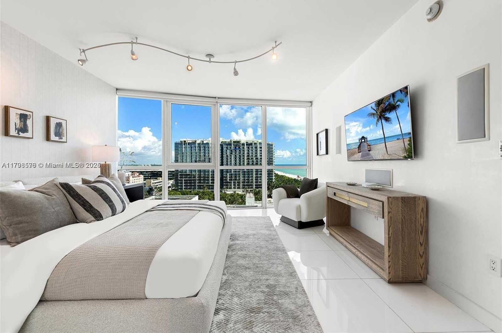 Small Image of 101 20TH ST #1707, Miami Beach Number 17