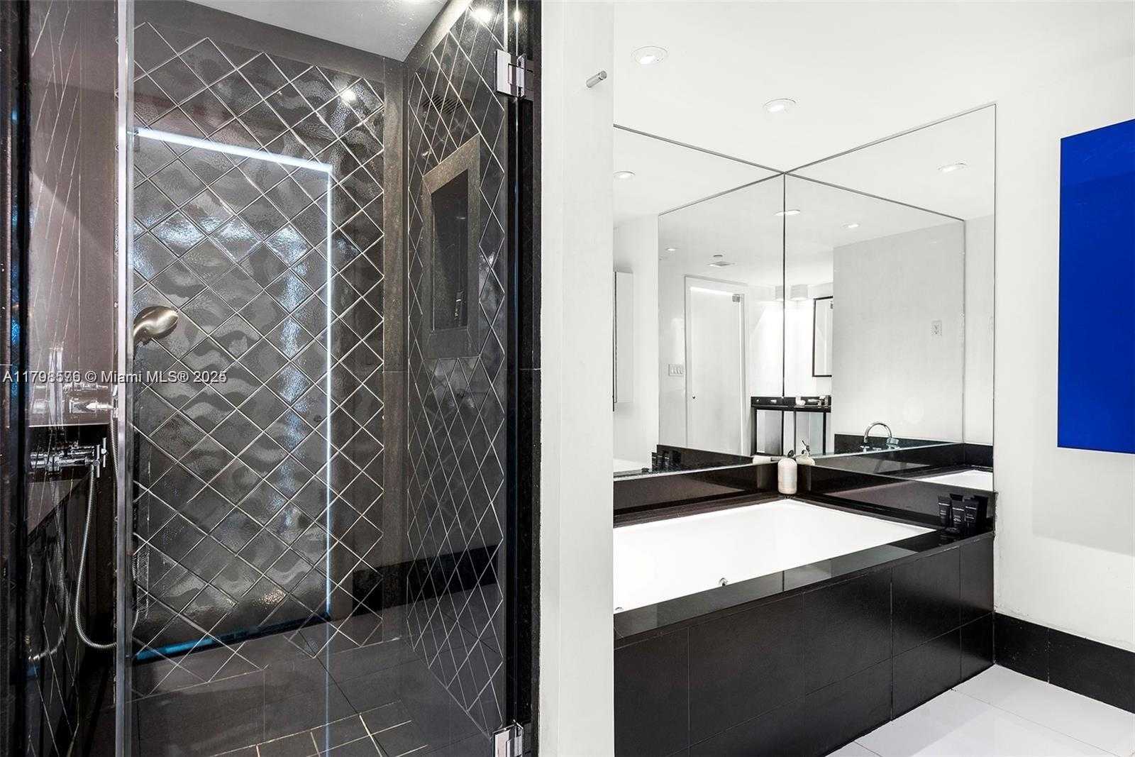 Small Image of 101 20TH ST #1707, Miami Beach Number 18
